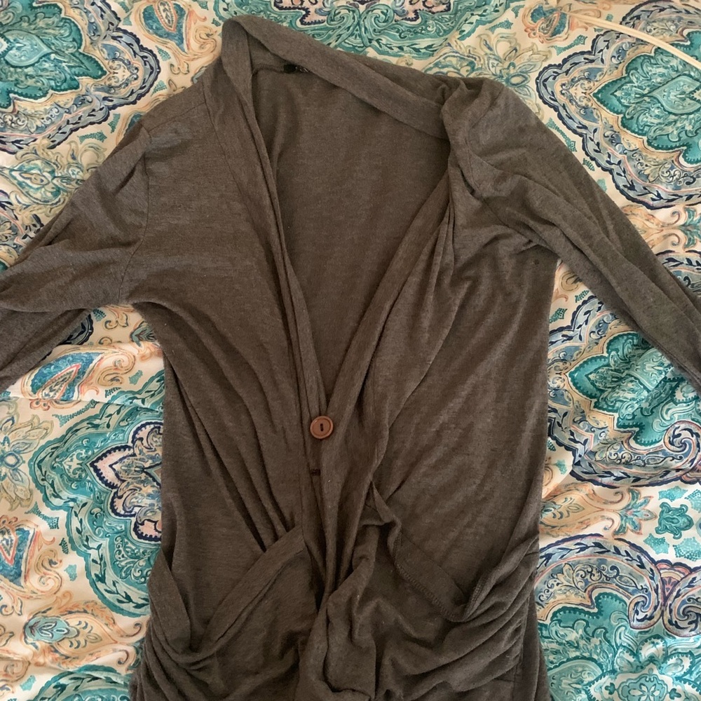 It’s also another on of my mothers clothes that she doesn’t want